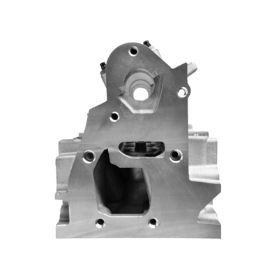 MLG023 Cilinderkop voor een benzinemotor met een cilinderinhoud van 1,8 liter 1.8